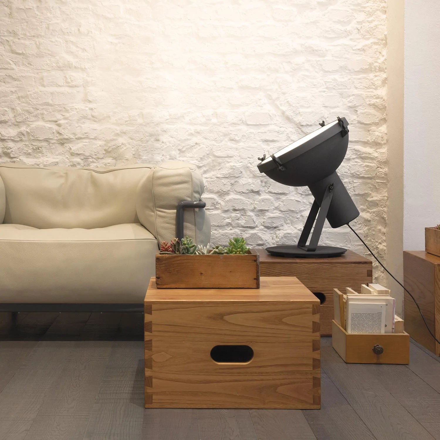 Floor Lamp – Projecteur 365 by Le Corbusier