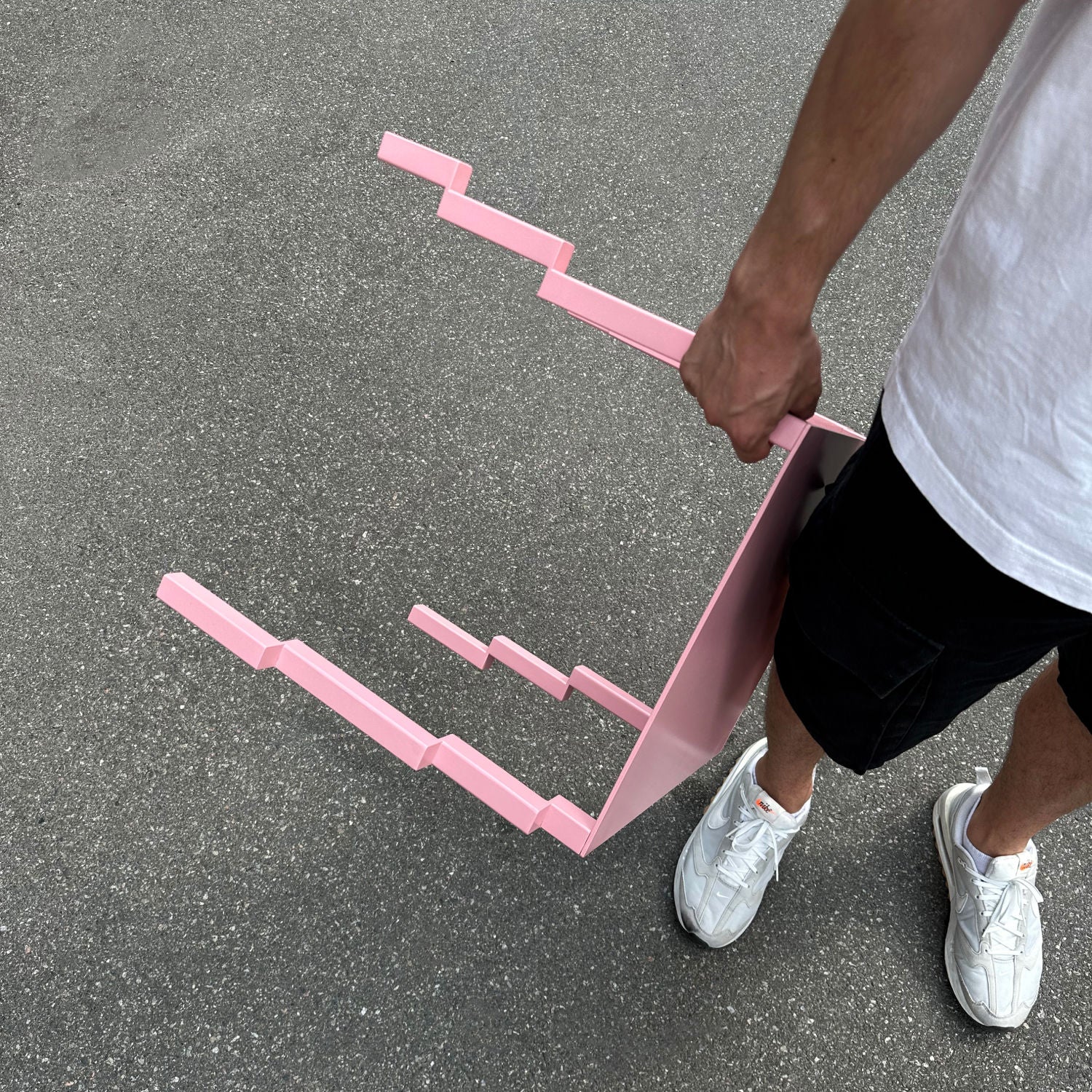 Bug 4040 - Side Table