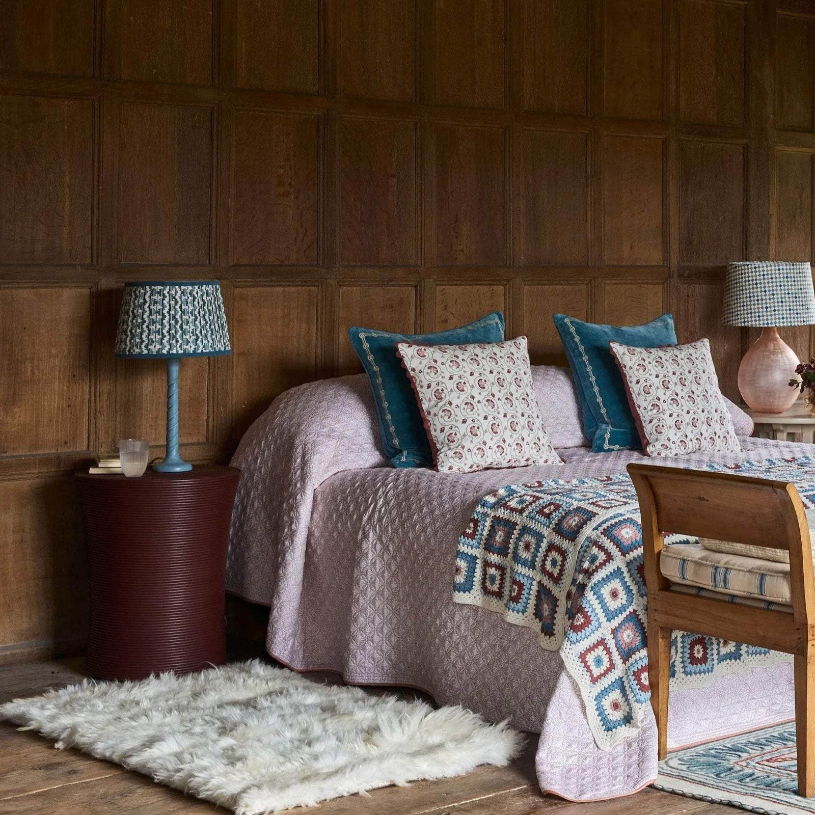 Small Twisted Wooden Table Lamp - Light Blue