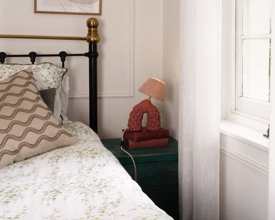 'Follow' Table Lamp - Peony Pink