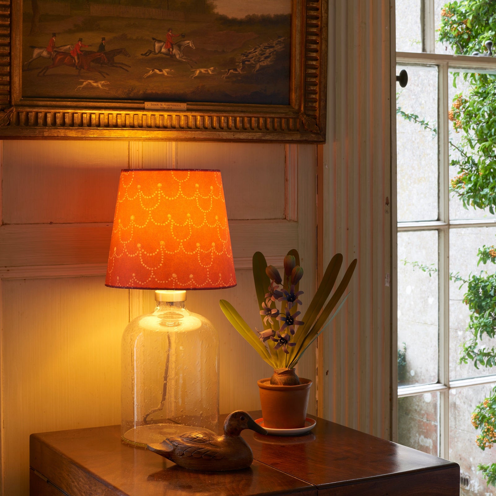 8” Empire Lampshade Pearl Chain - SANGUE