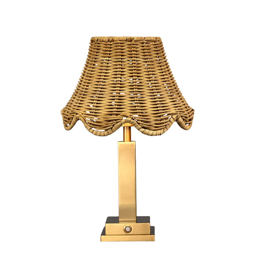 Philia Lamp - Rattan Scallop