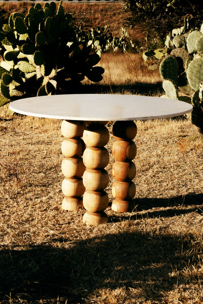 Latte Table