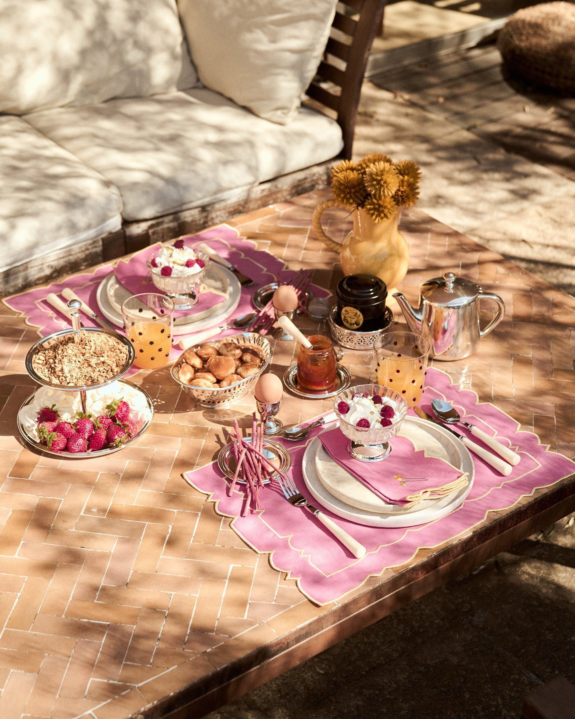 Gardénia Placemat, Pink with Yellow