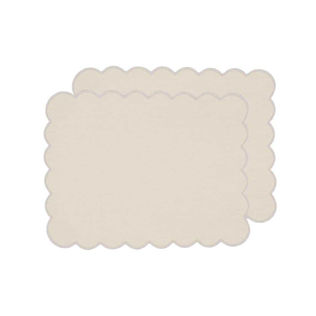 Zero-Waste Scalloped Linen Placemats Vanilla - Set of 2