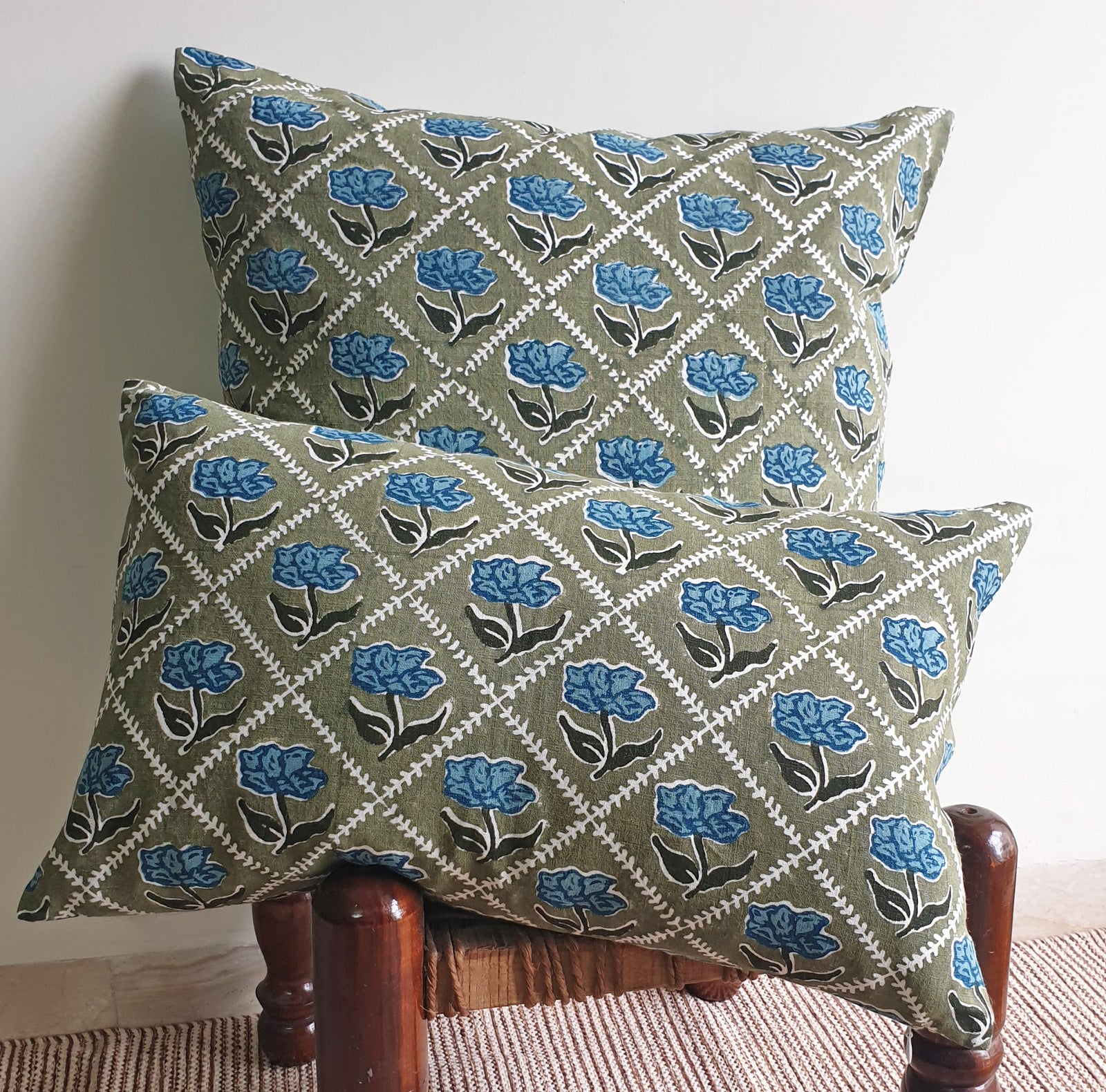 Noor Lumbar Throw Pillow Cover - Olive & Blue