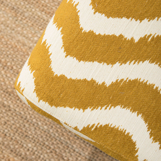 Luanco Bósforo Ochre Bench