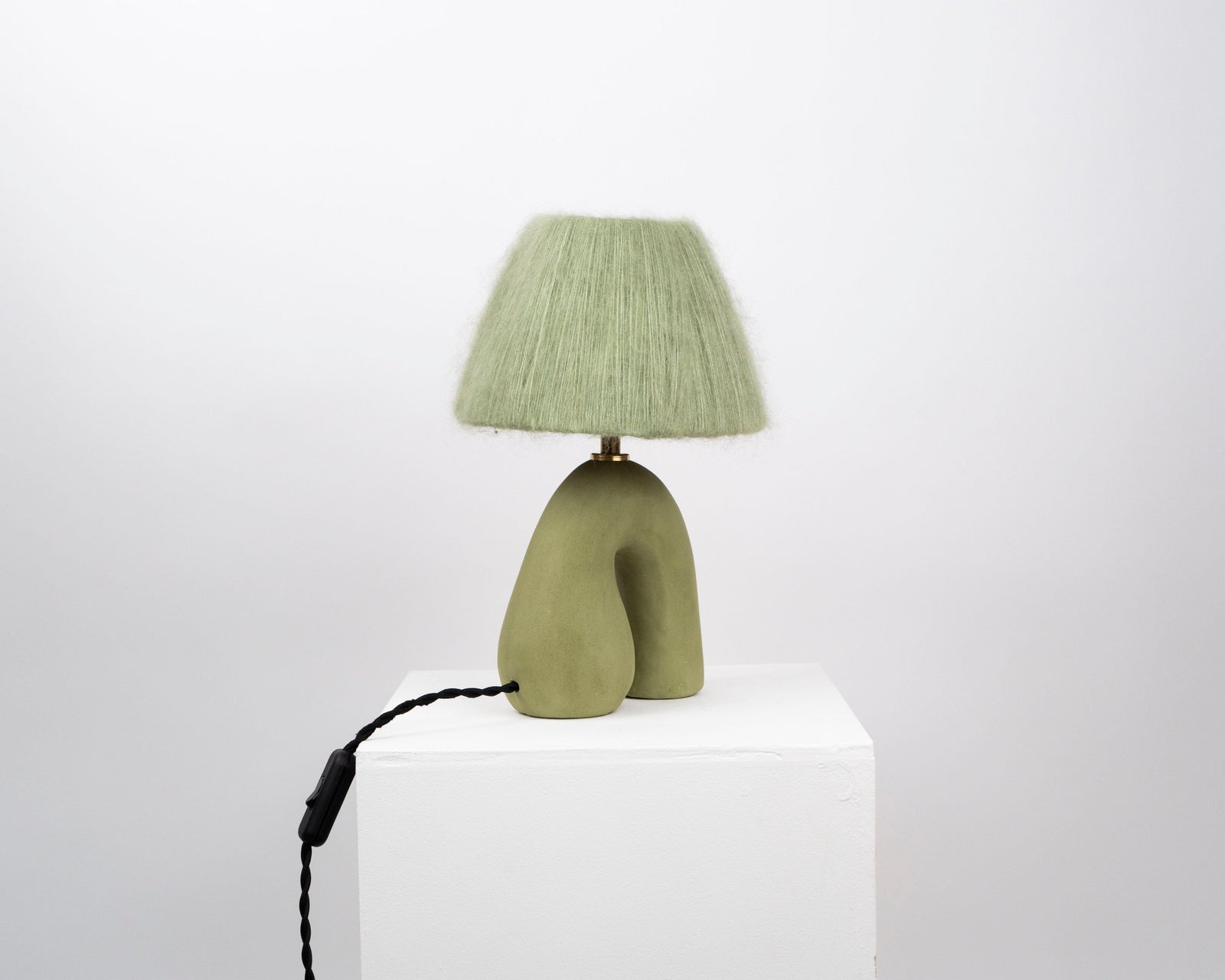 'Opposée' Table Lamp - Cactus Green