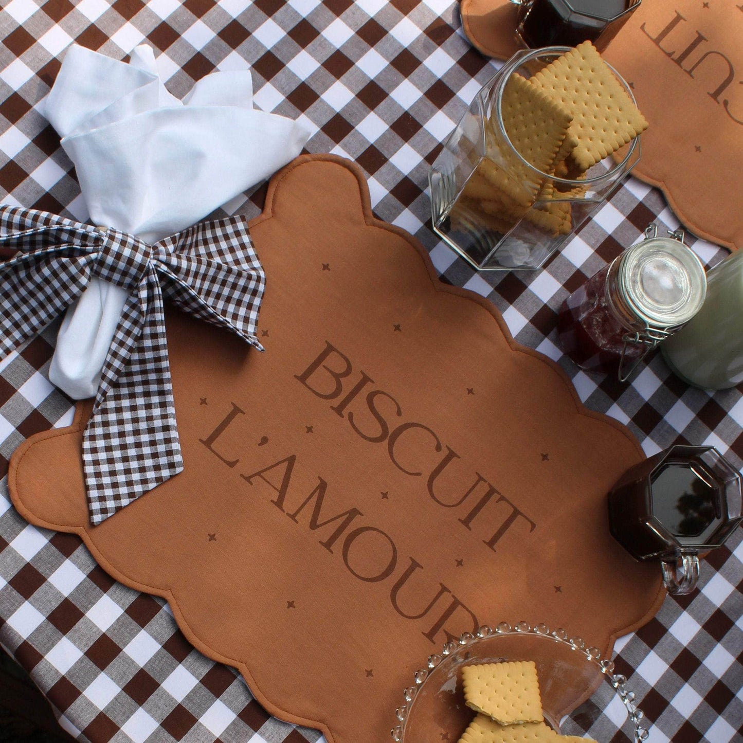 Biscuit L'amour Placemat Brown