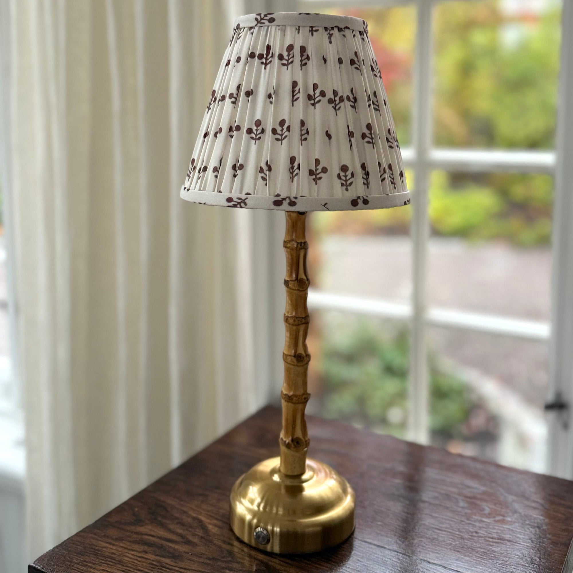Antibes - Rechargeable Table Lamp (Chesnut Bloom)