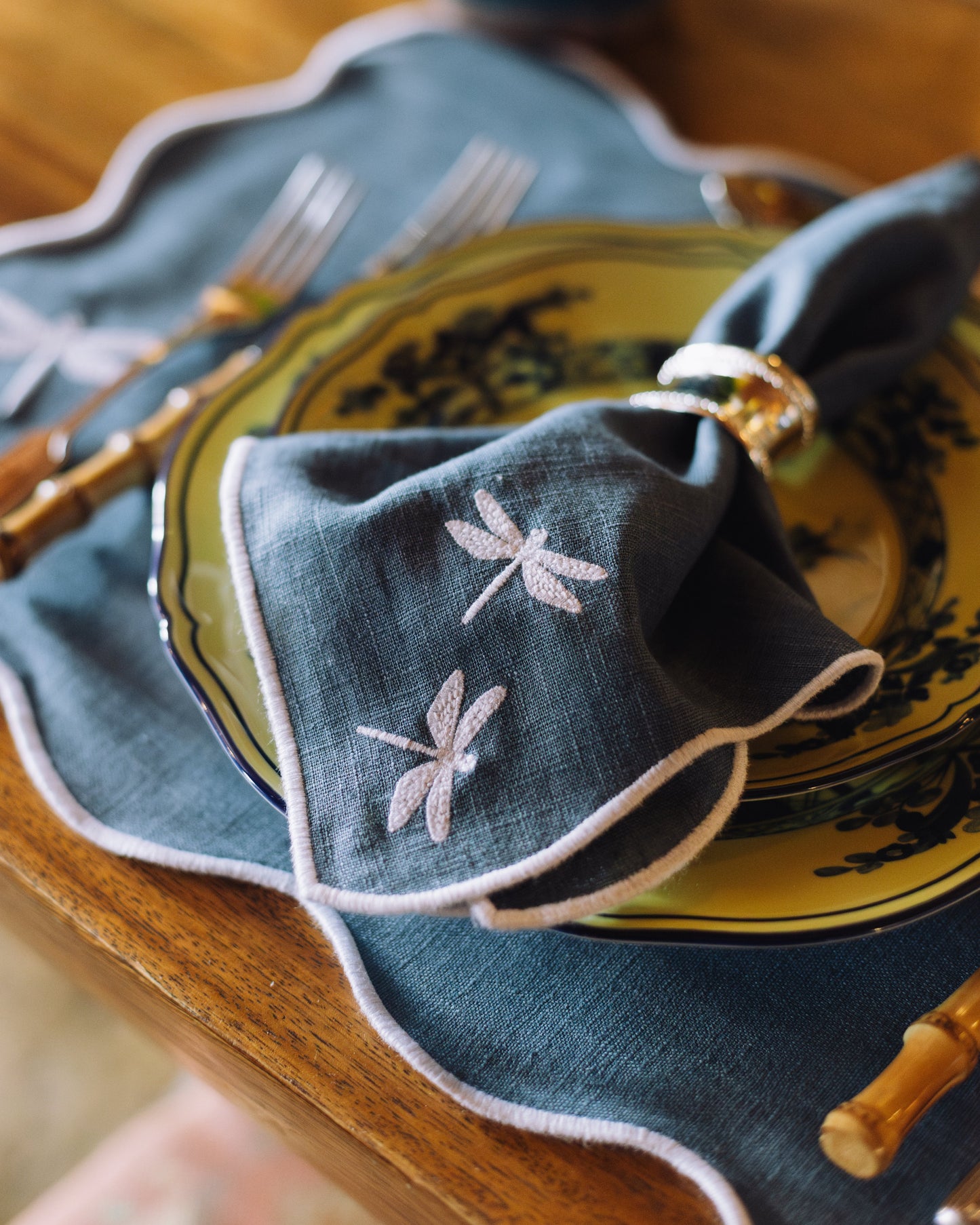 Libelinhas IEA Napkin, Blue with White
