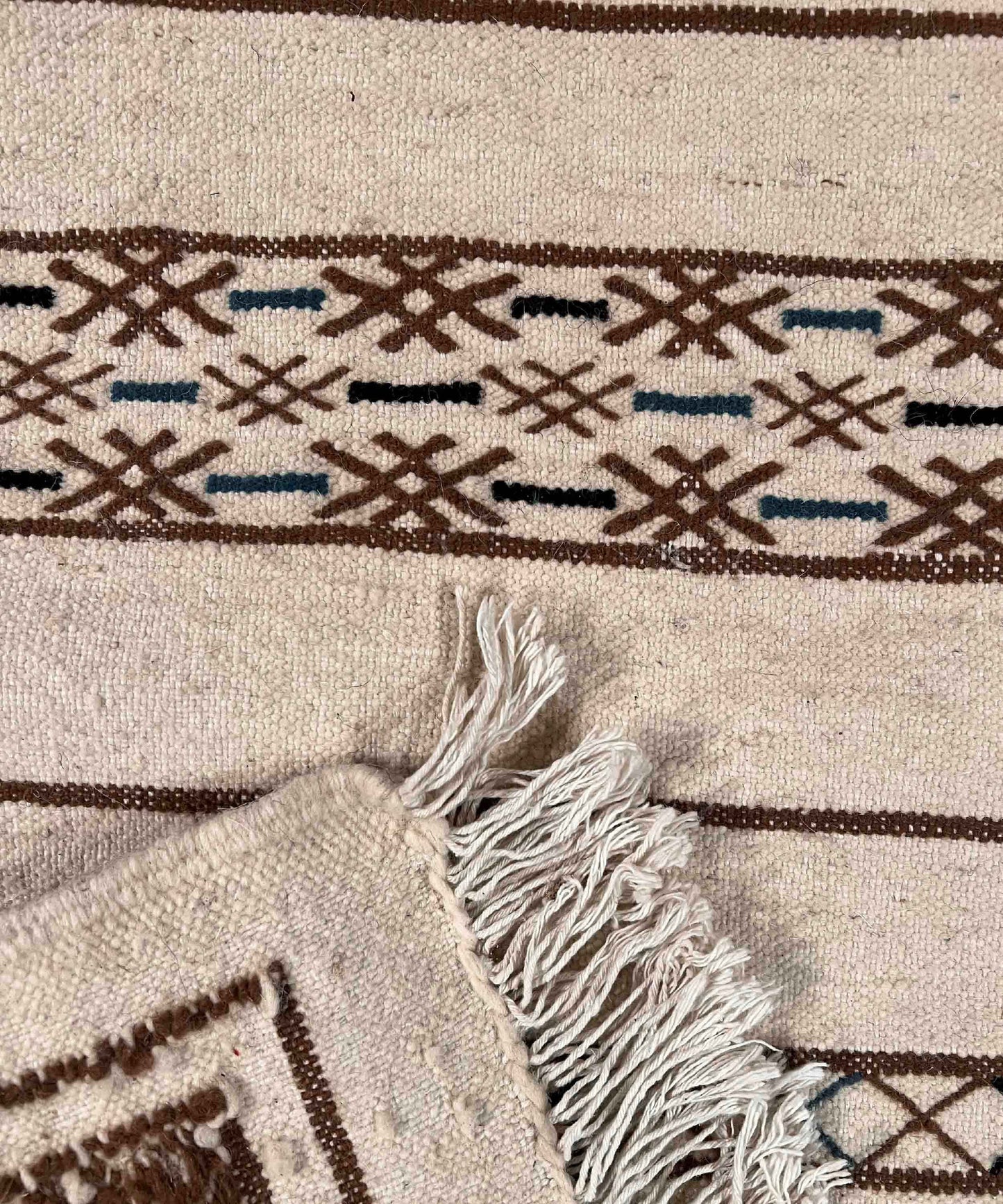 AYYUR Rug 100/ 65 cm