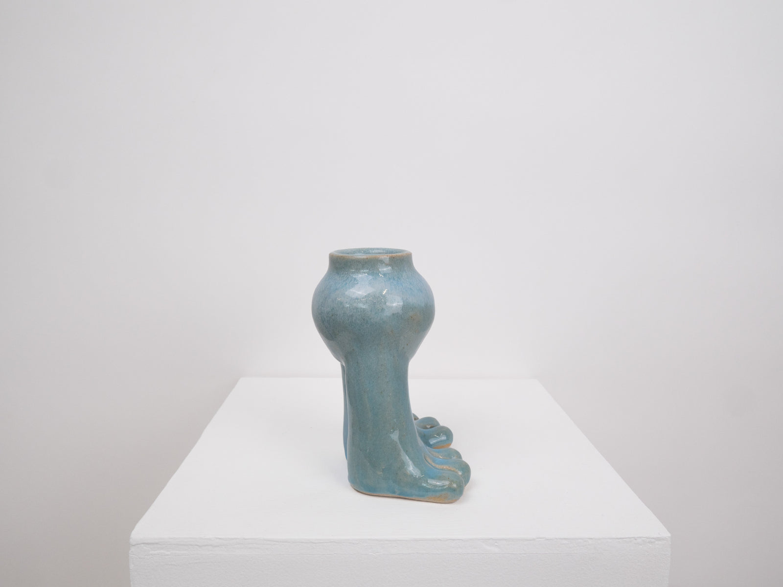 Tootsie Vase - Soft Sky