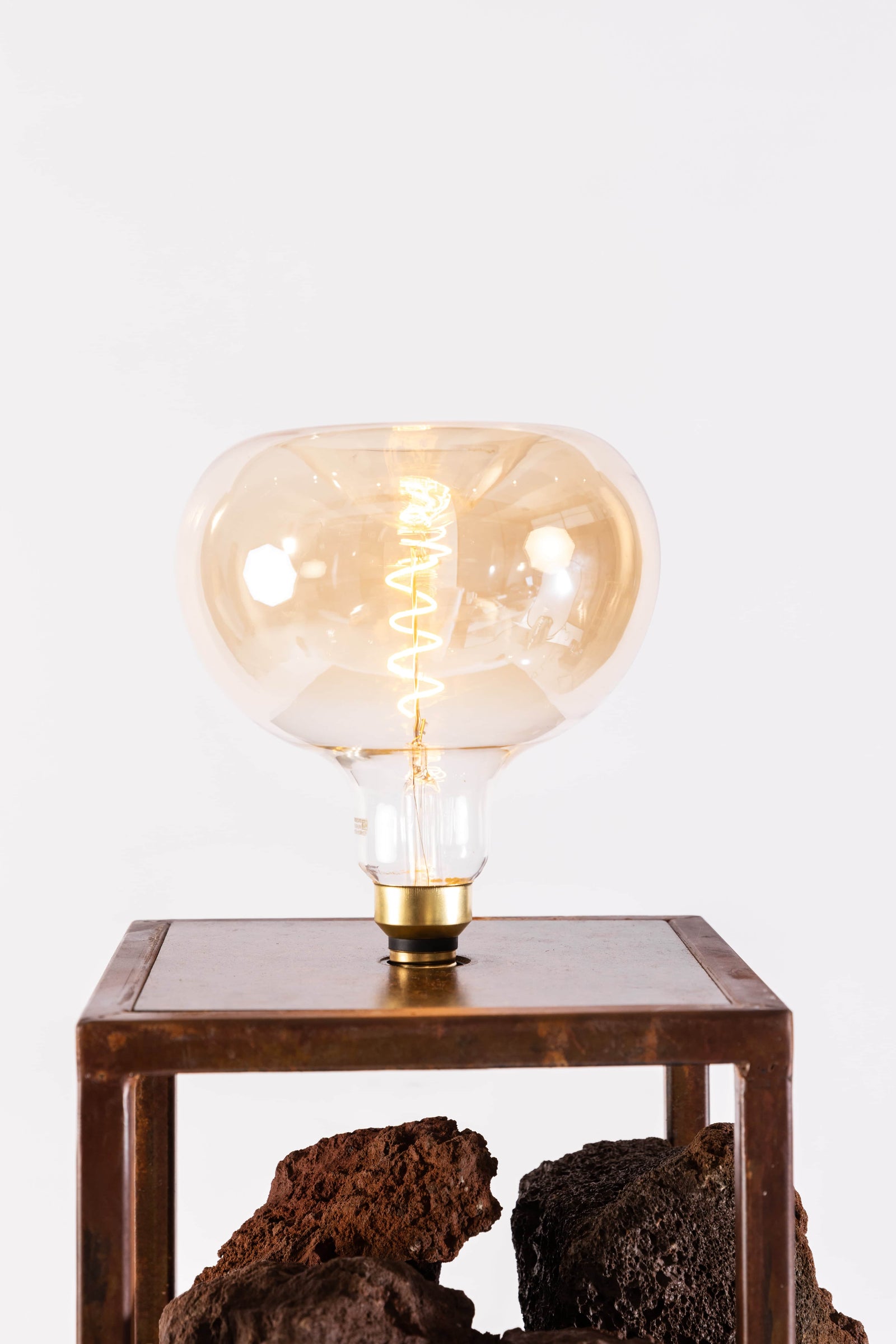 ZM Tezontle Lamp