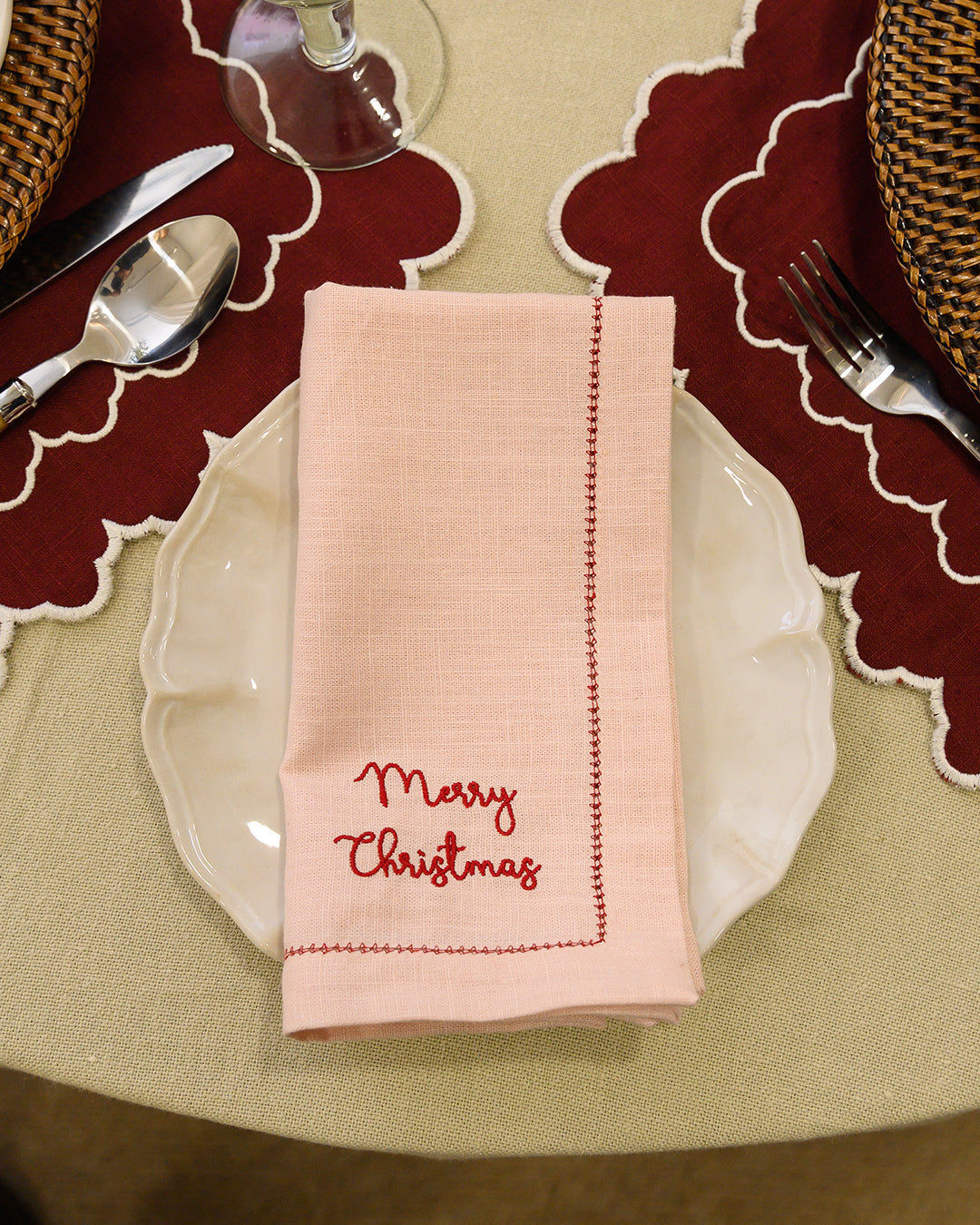 Openwork Napkin Pink Merry Christmas