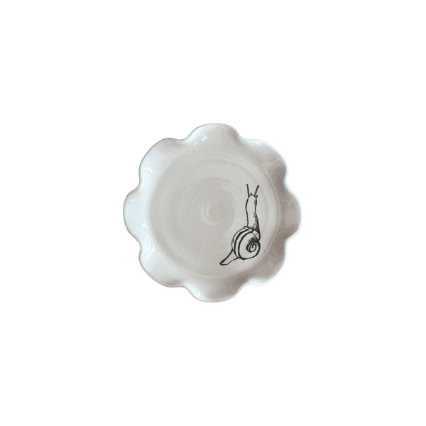 Frilly Dish - Snail