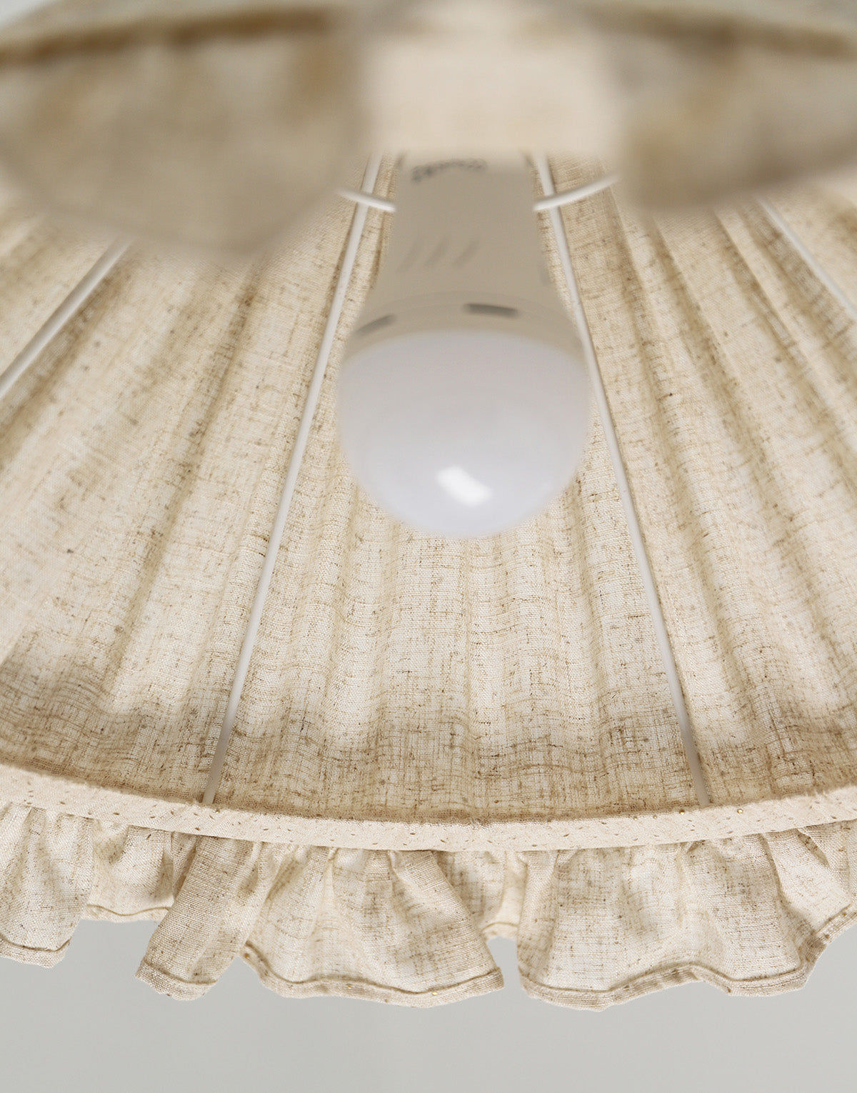 Conical Pendant Light With Ruffle Emilia “Classic Dots”