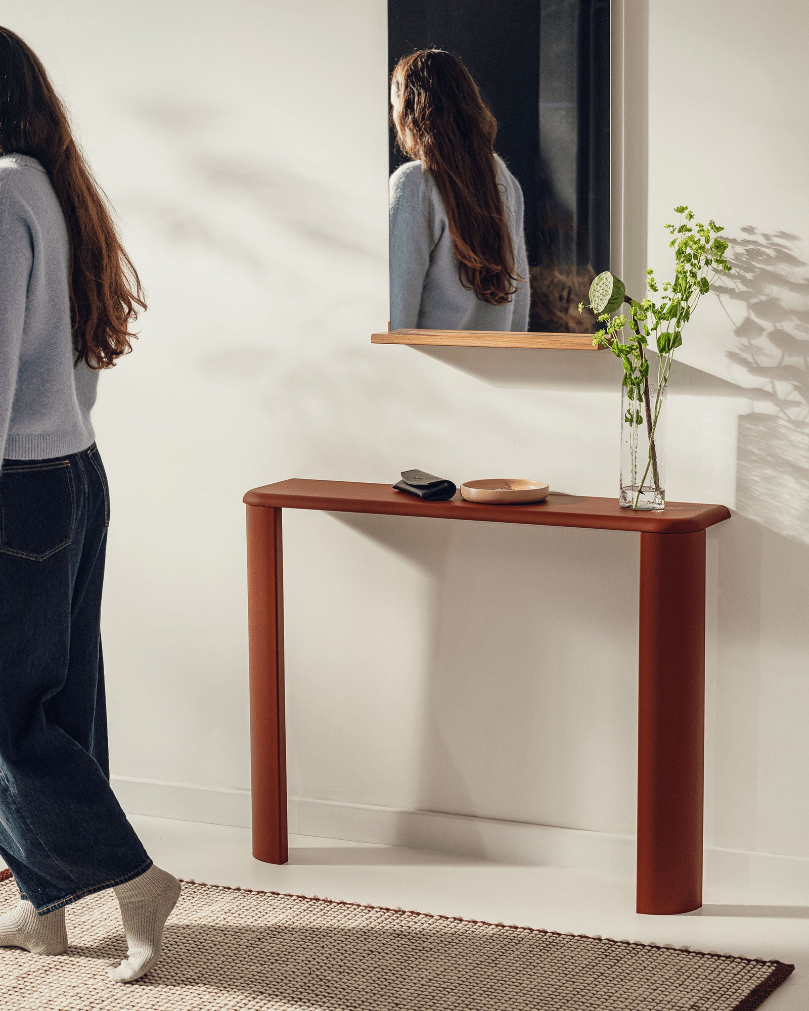Fli Console Table