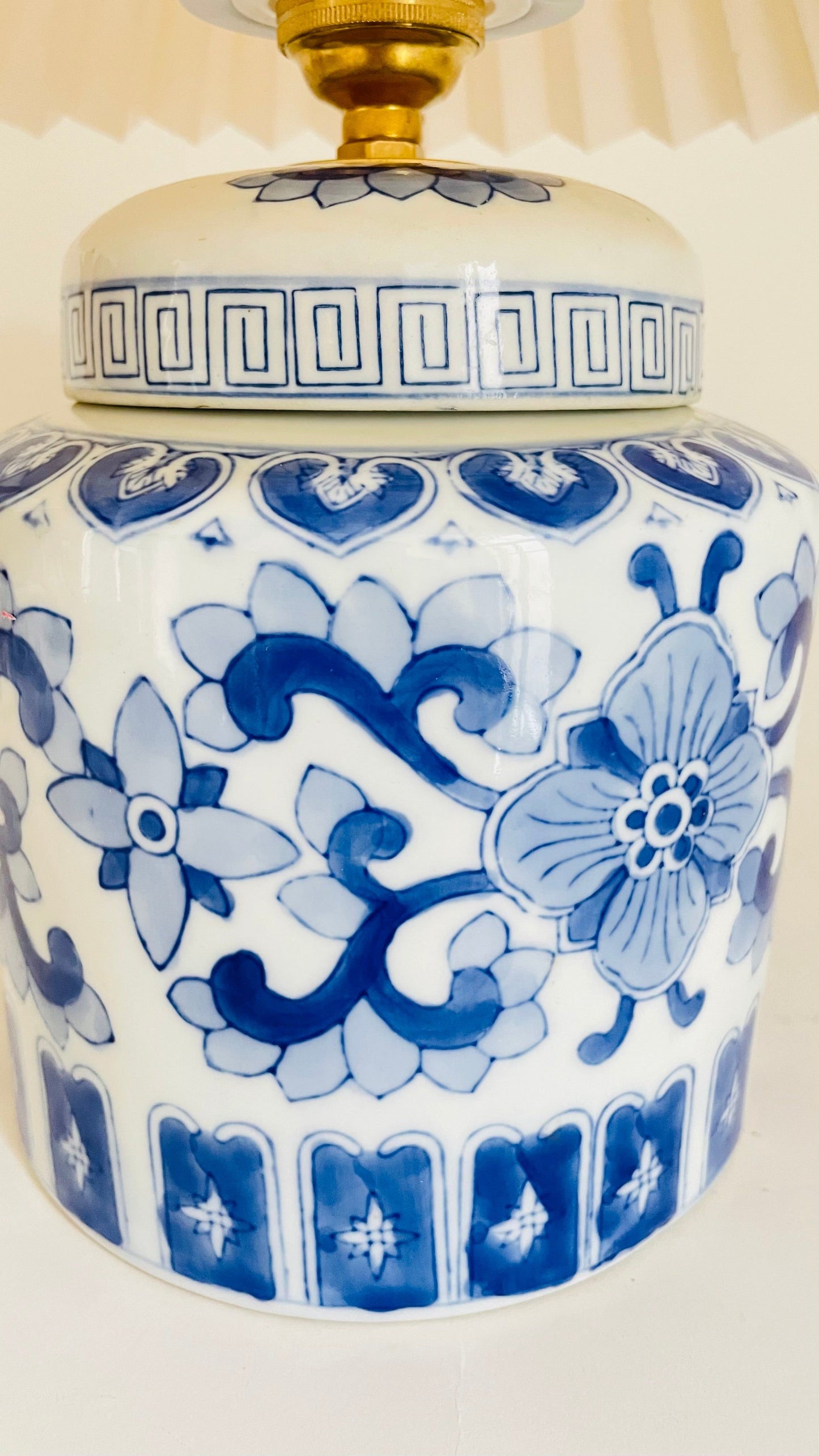 Antique Chinese Mini Lamp