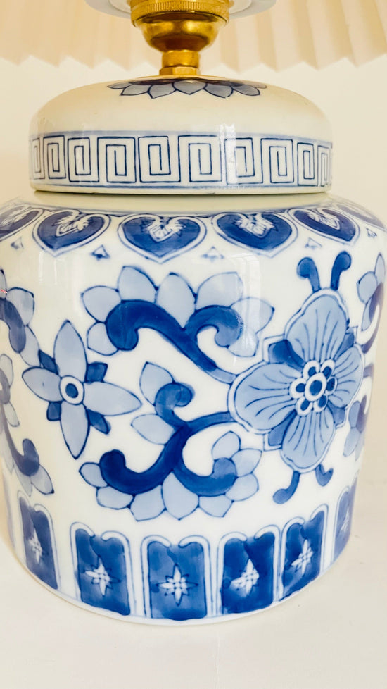 Antique Chinese Mini Lamp