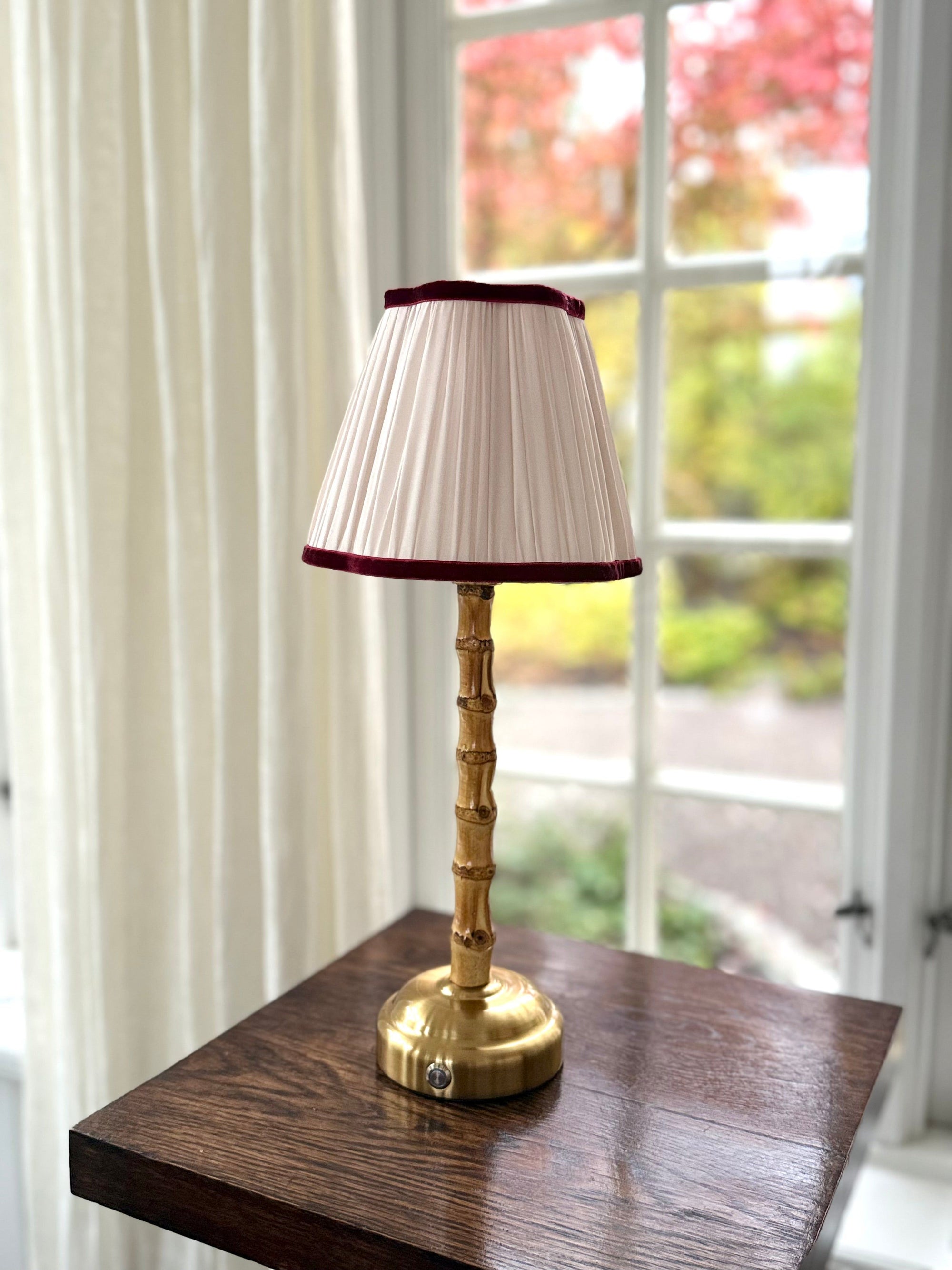 Von Norten Antibes Rechargeable Table Lamp