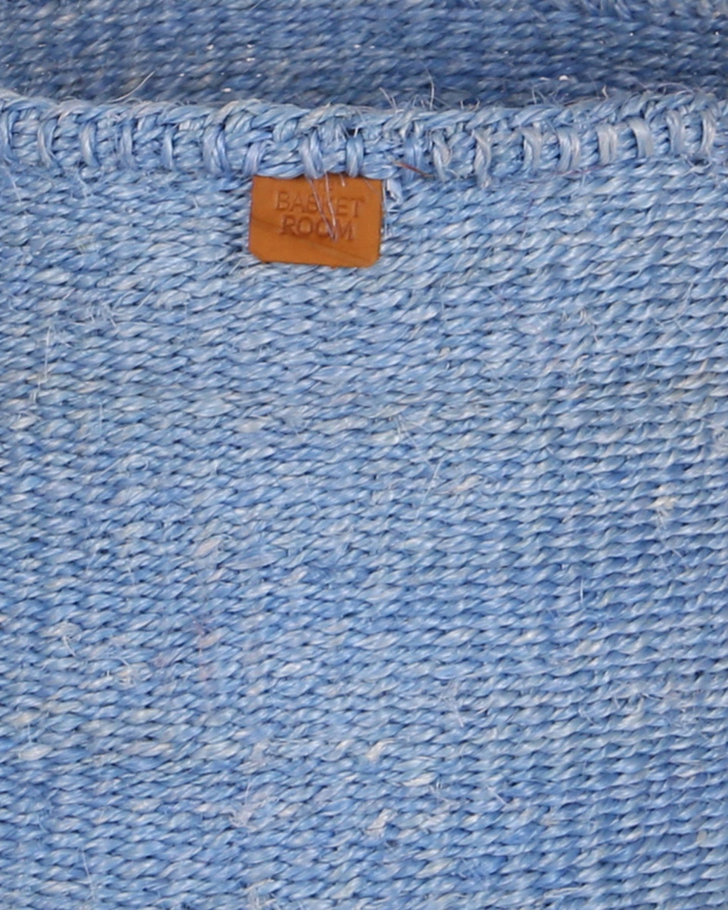 TOTO: Powder Blue Round Sisal Basket