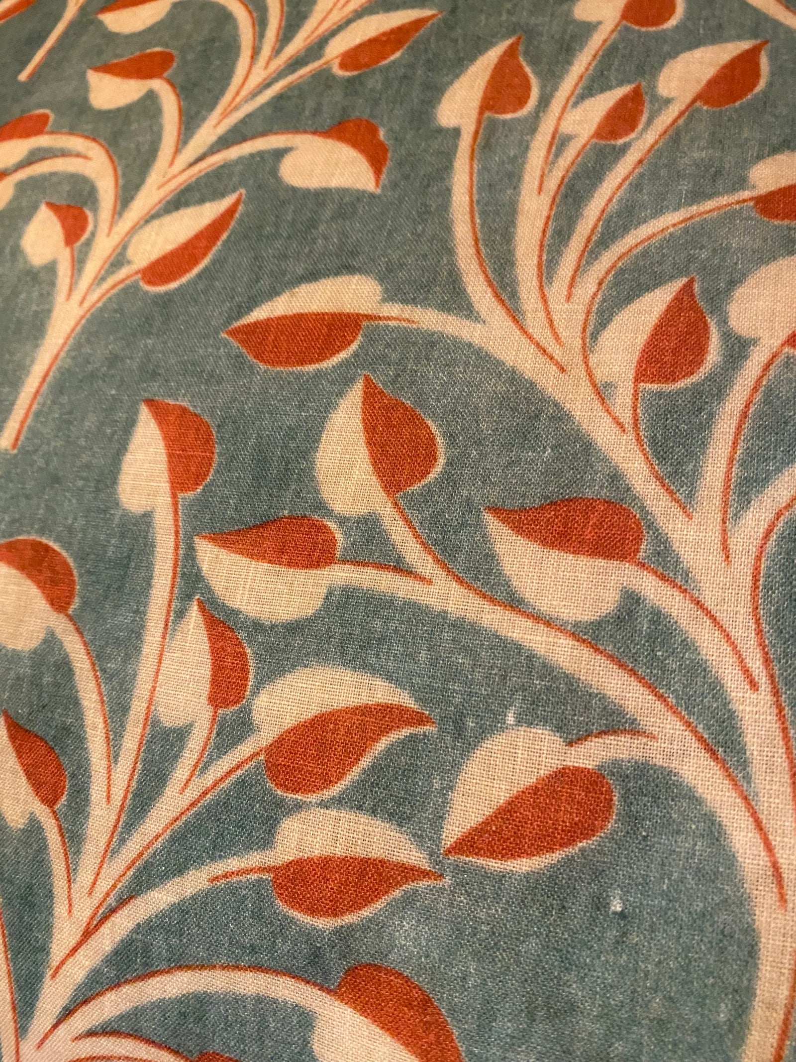 GUY – Antique Slipper Chair in Robert Kime Fabric