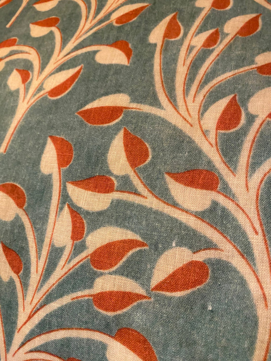 GUY – Antique Slipper Chair in Robert Kime Fabric
