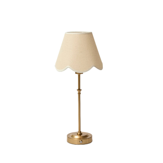 Lyla Lamp With Beige Scalloped Lampshade