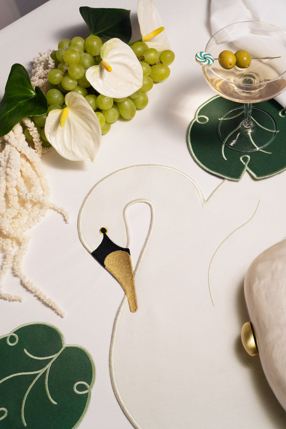 Swan Placemat (Set of 2)