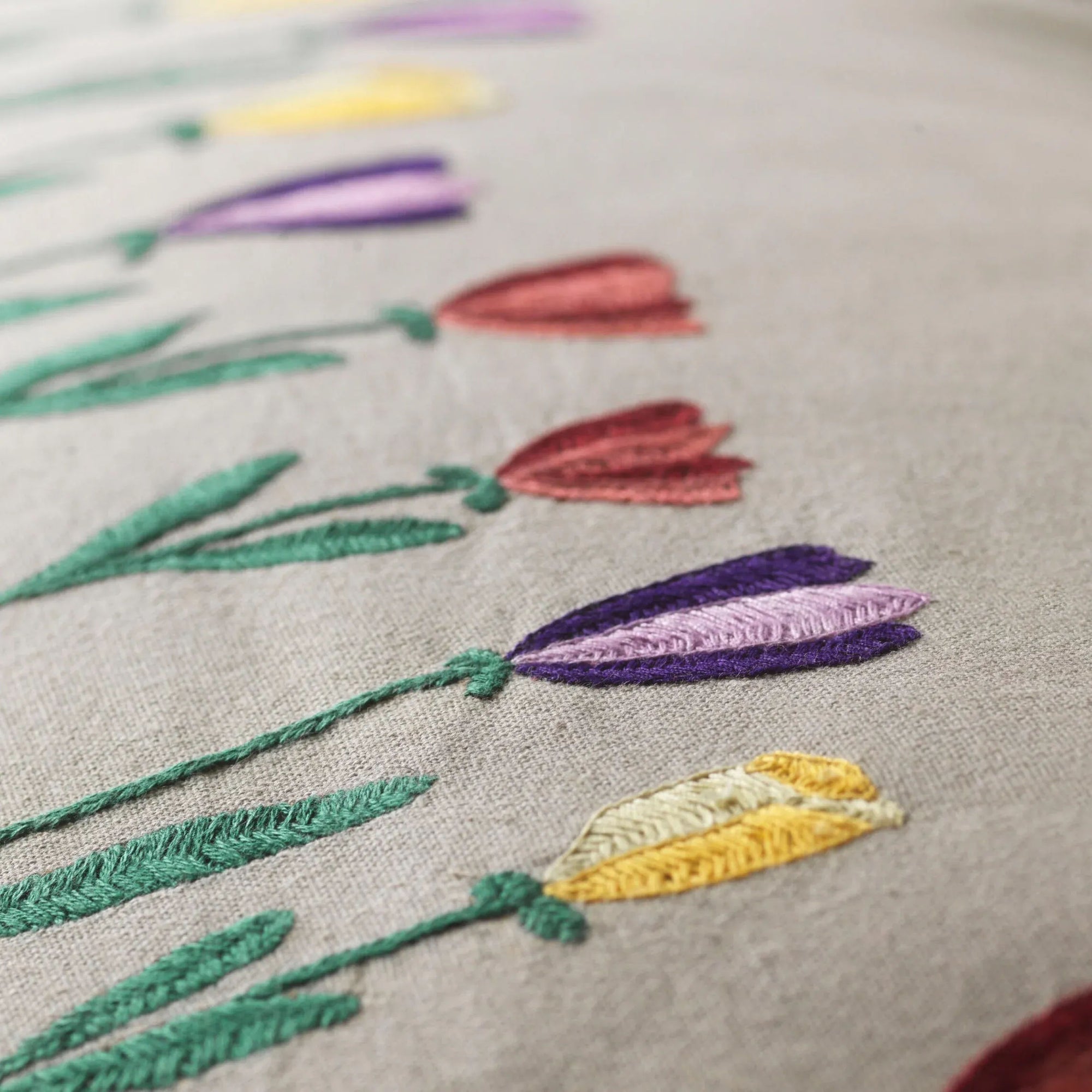 Pillowcase - Beige Tulip