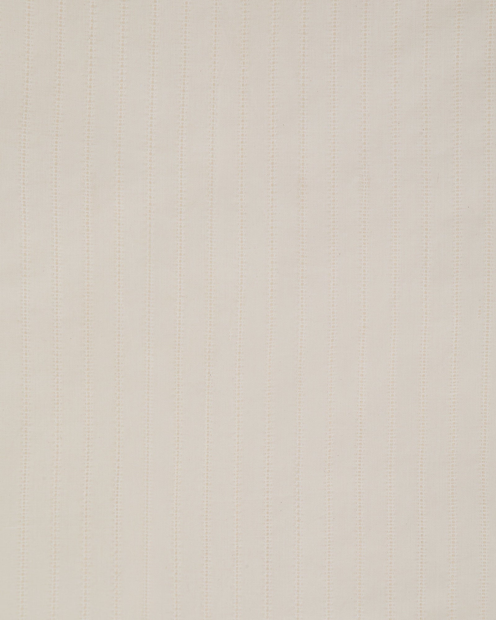 The Embroidered Cotton in Daisy