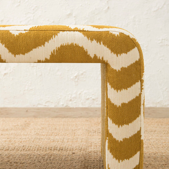 Luanco Bósforo Ochre Bench