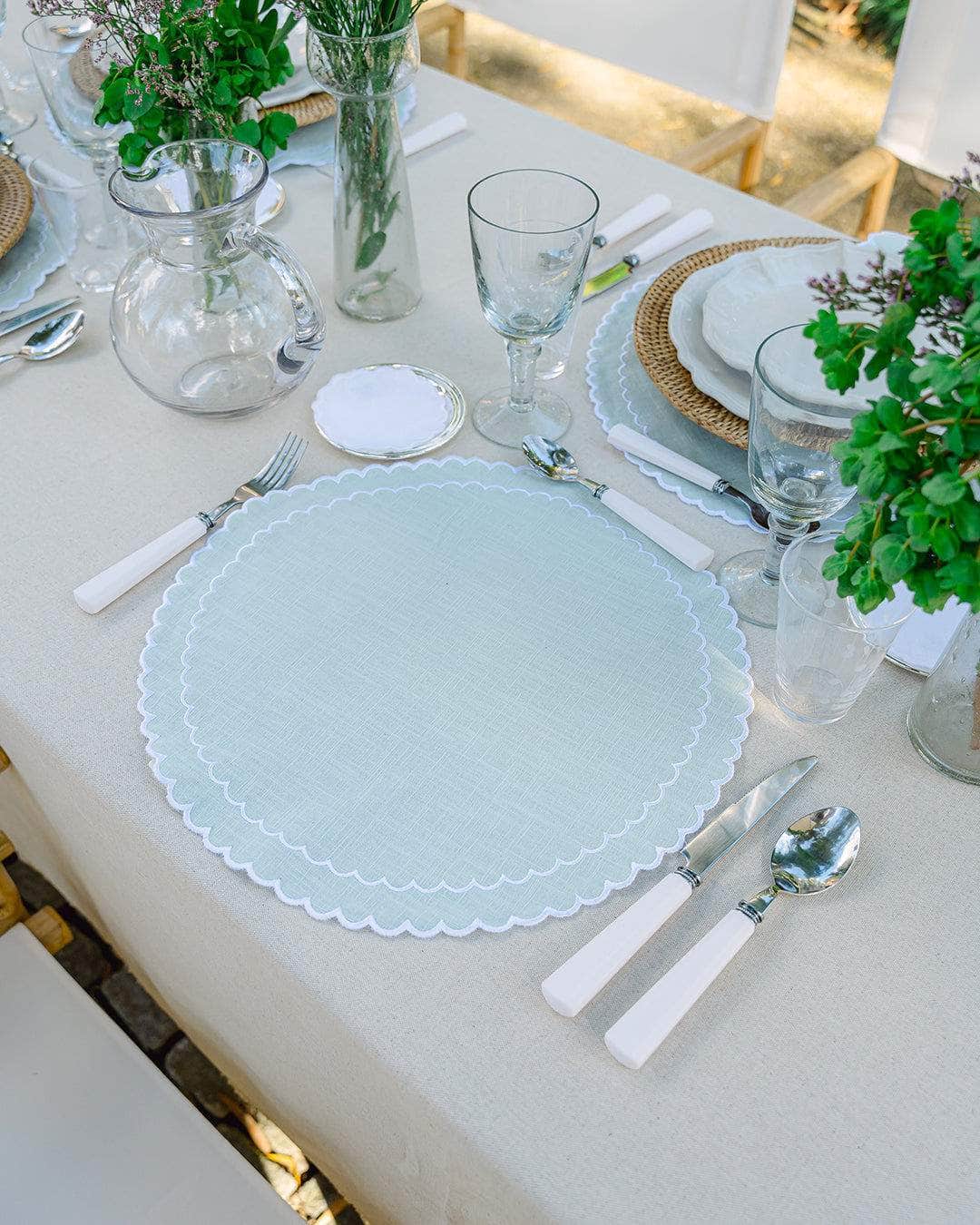 Filipa Placemat, Aqua Green with White