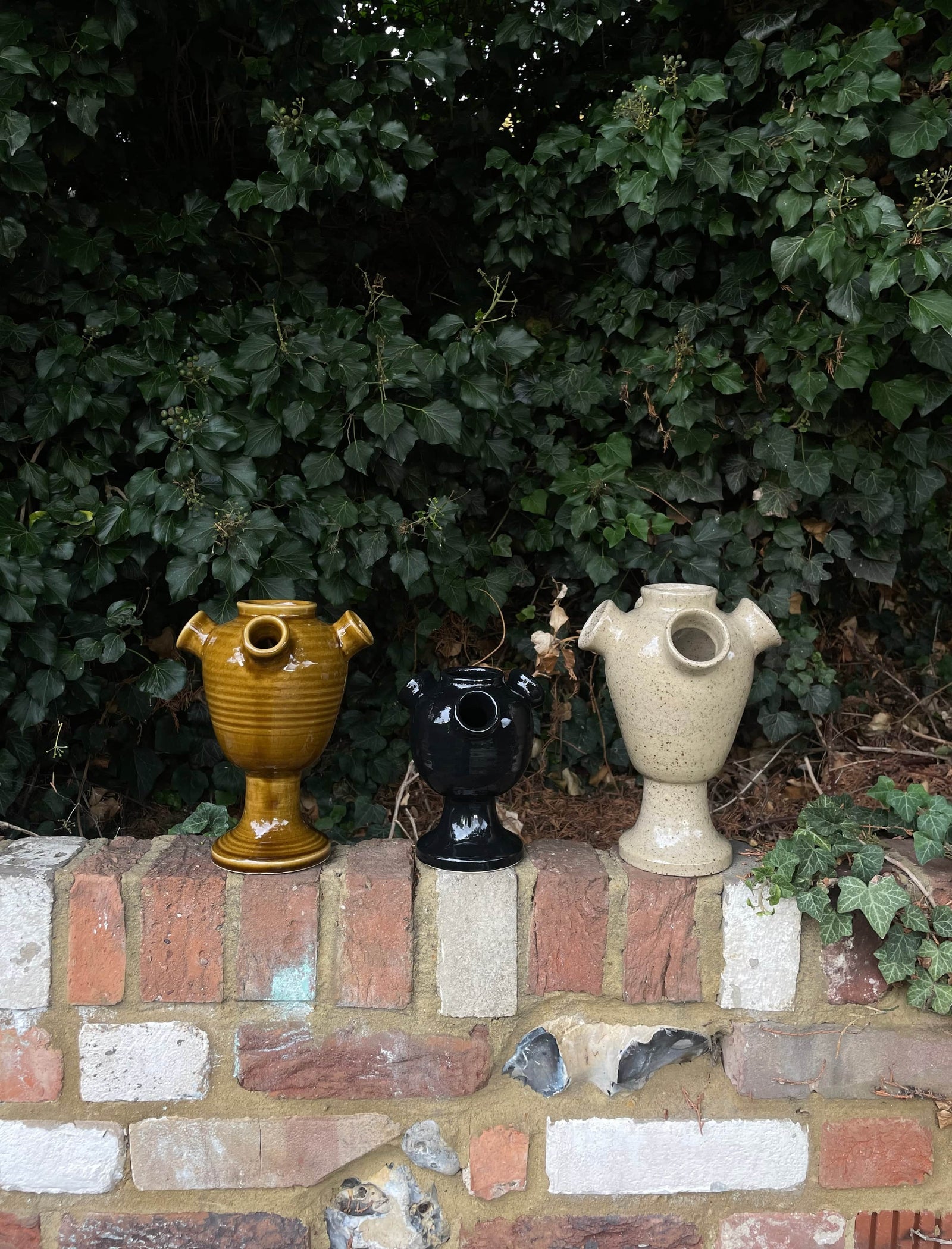Stoneware Tulipiere - Glossy Black