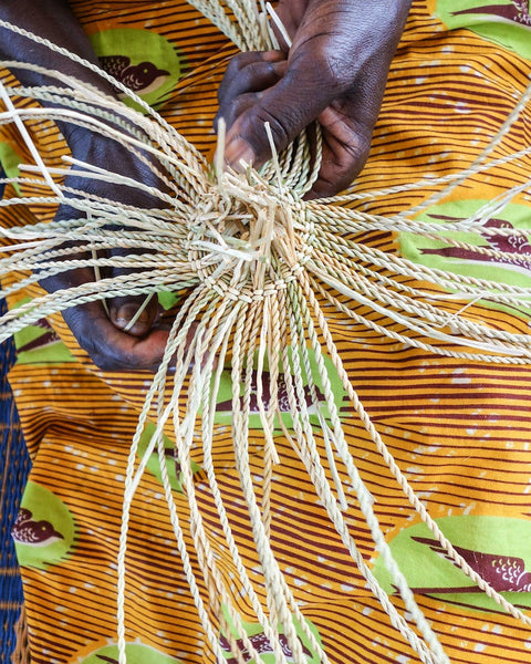 JIRAPA: Natural Woven Circular Placemat