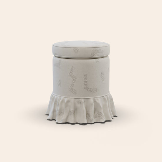 Aurora Footstool, Raphia, Powder