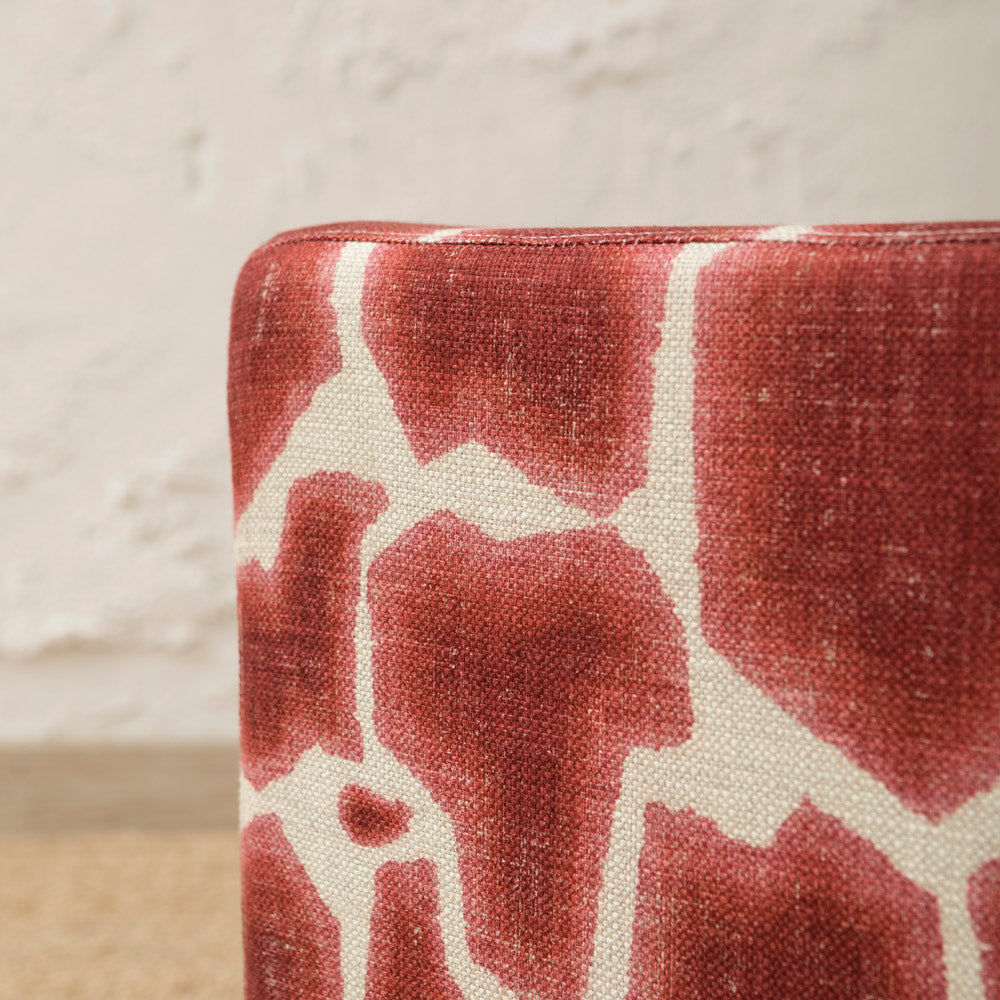 Llanes Calobra Red Pouf