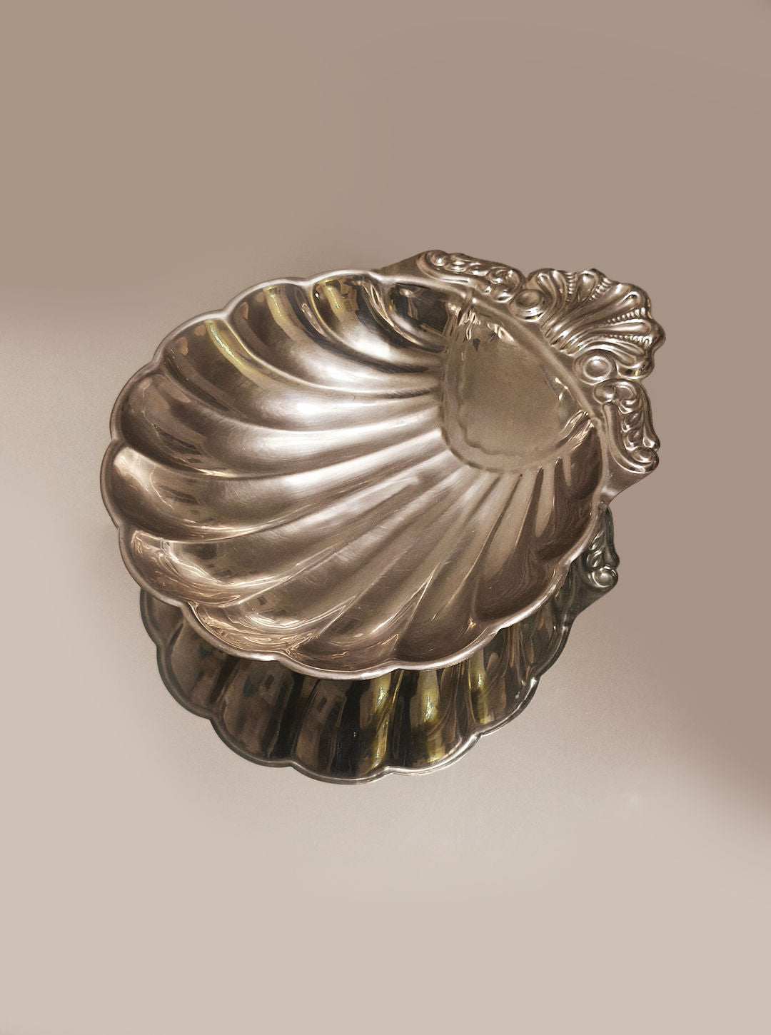 Large Steel Shell Dish