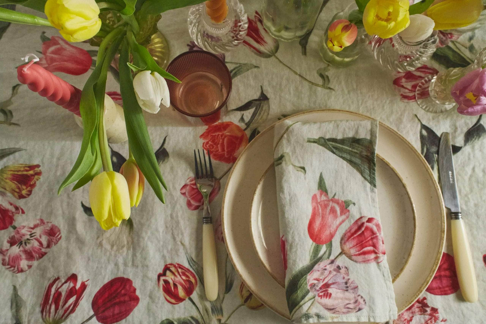 The Tulips Linen Tablecloth - Sage