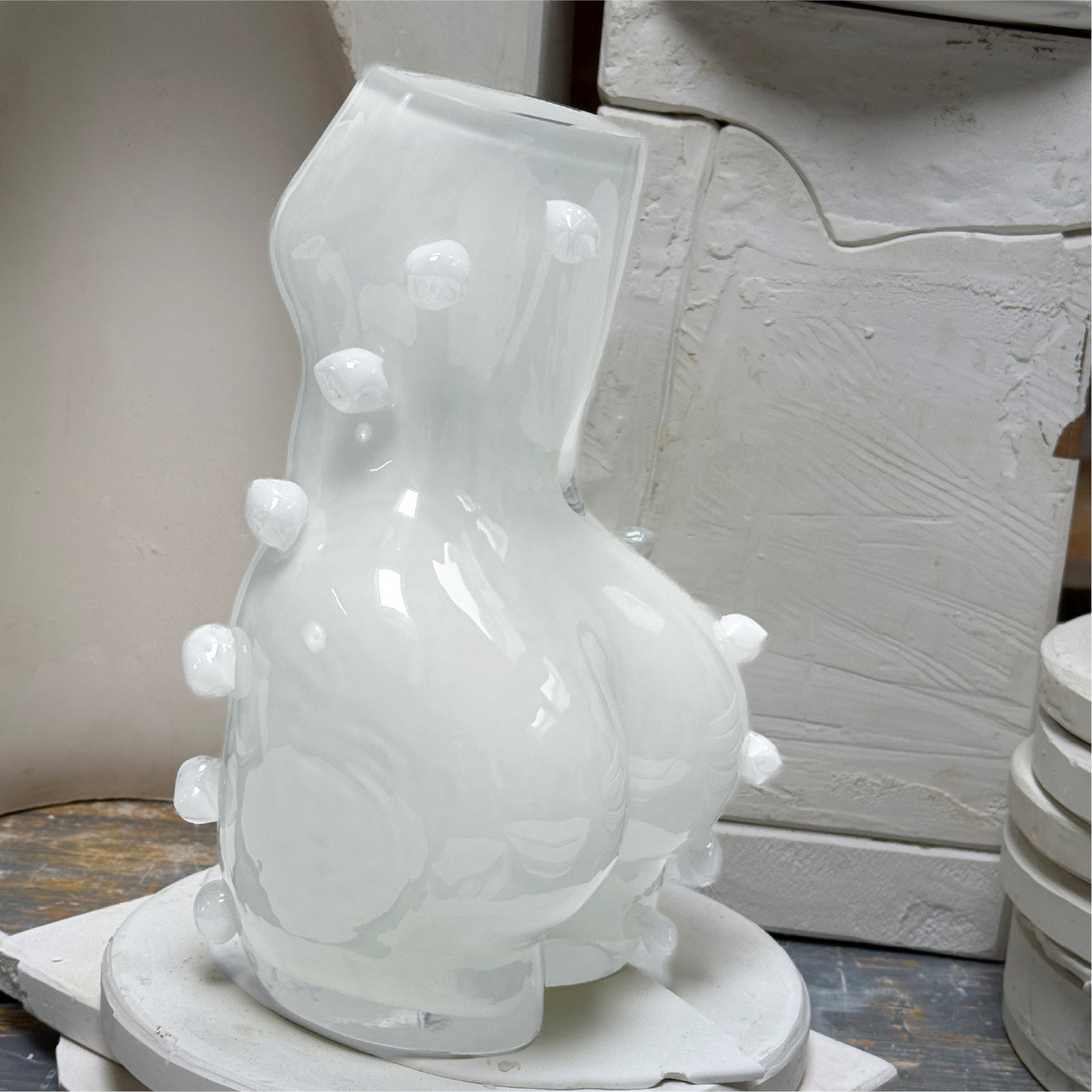 FUTURA Cloud Vase White