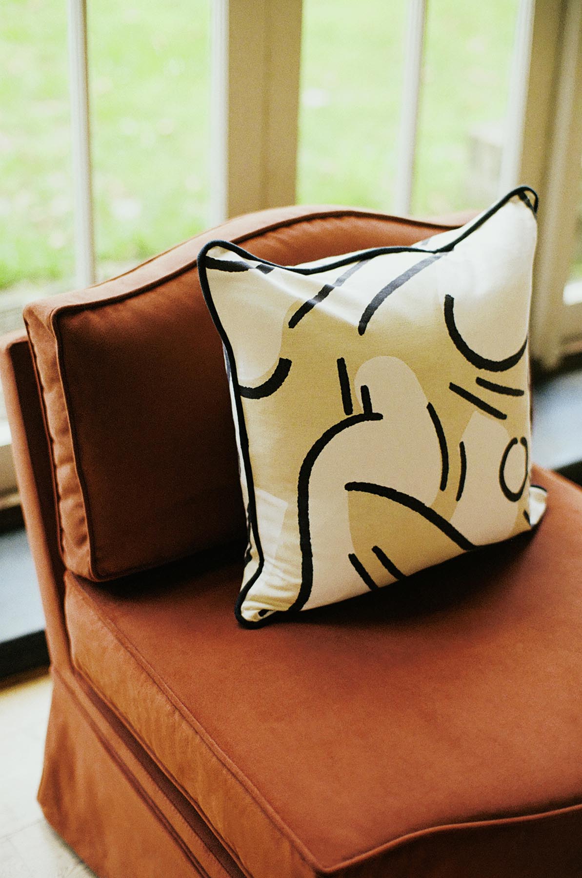 Felix Slipper Chair, Olive Linen