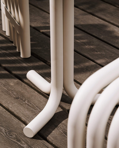 Nokk Cáfe Table-