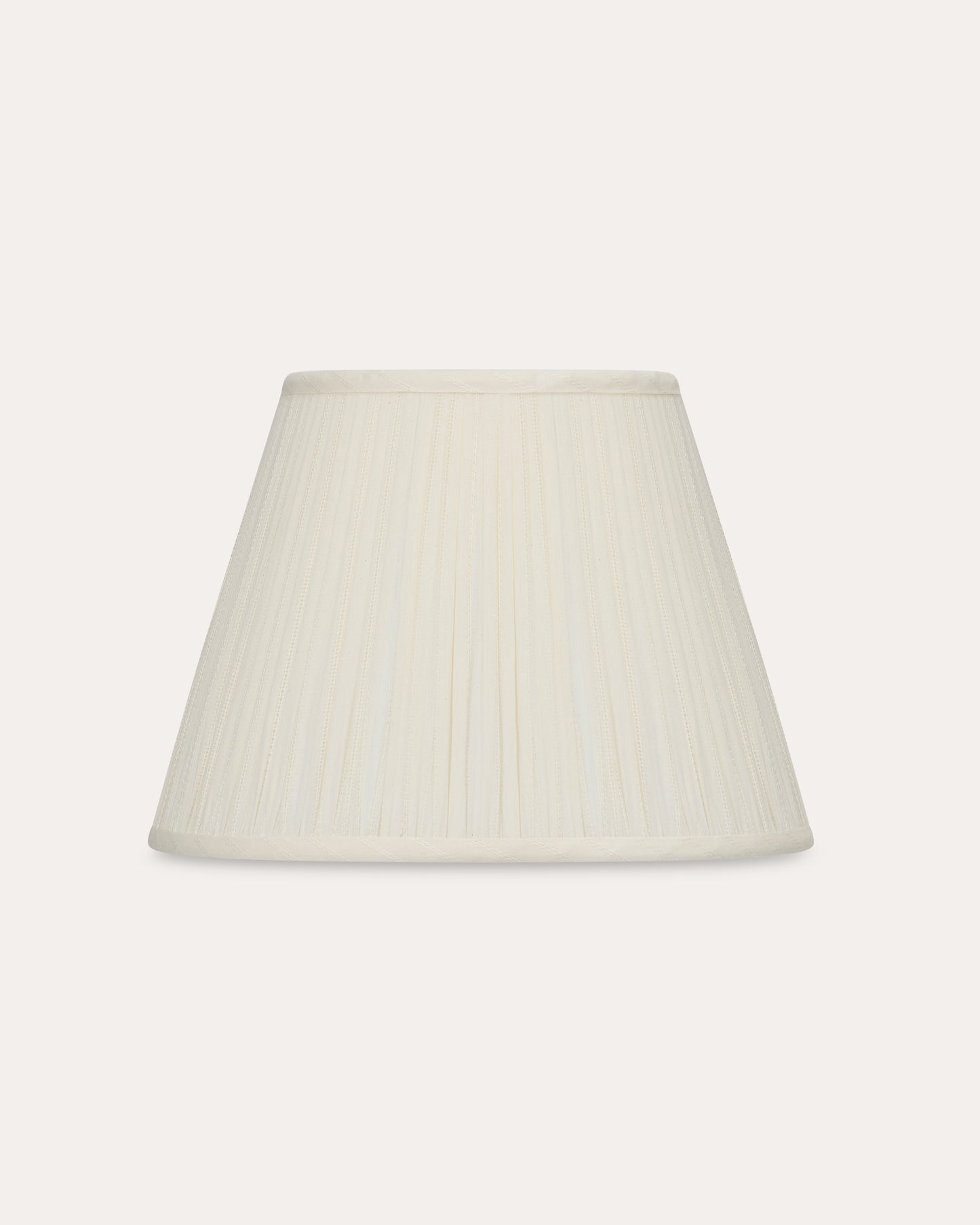 The Classic Embroidered Cotton in Daisy