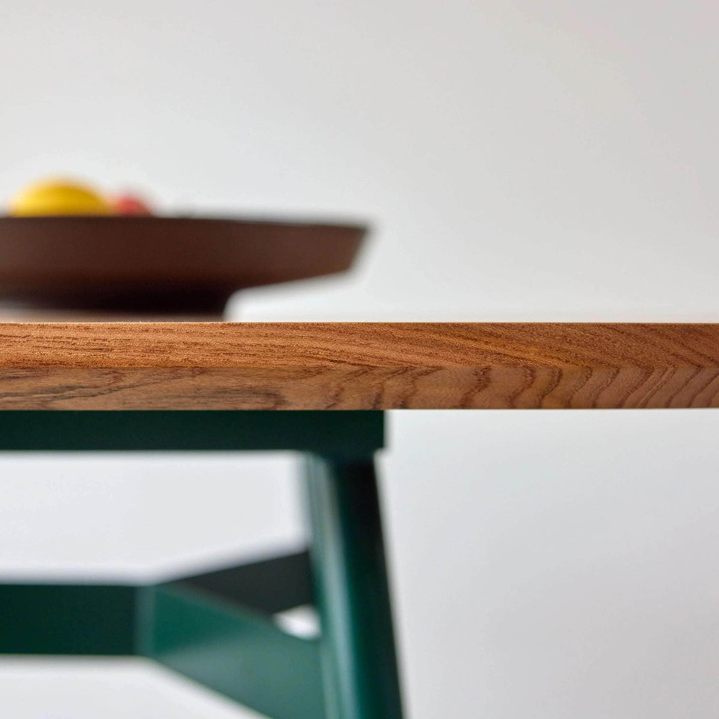 Muse Dining Table