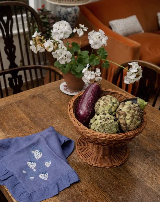 Peche Fruit Bowl
