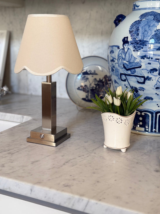 Von Norten Athena Slim Silver Rechargeable Table Lamp