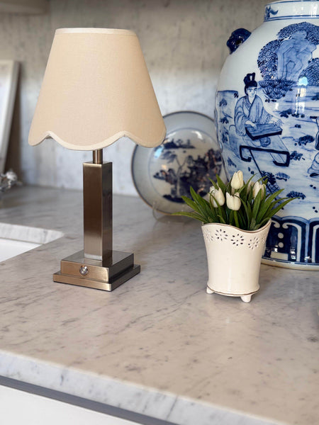Von Norten Athena Slim Silver Rechargeable Table Lamp