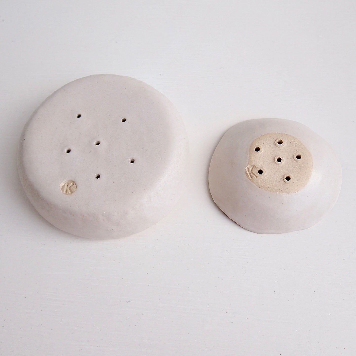 Handmade Grey and White Ceramic Soap Dish