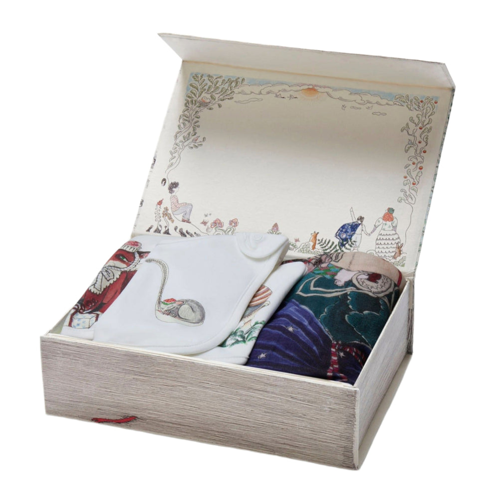 Once Upon a Feast Muslin and Bib Gift Box Set